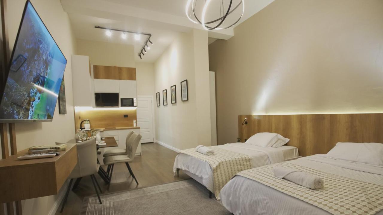 Daily Rent Studio Apartments Tirana Exterior foto